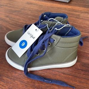 Toddler boy Olive Green boot/high top sneakers Sz 9